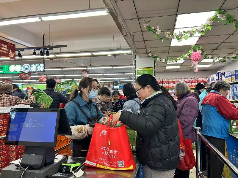 天惠超市锡铁巷店焕新开业，点燃社区生活新热度